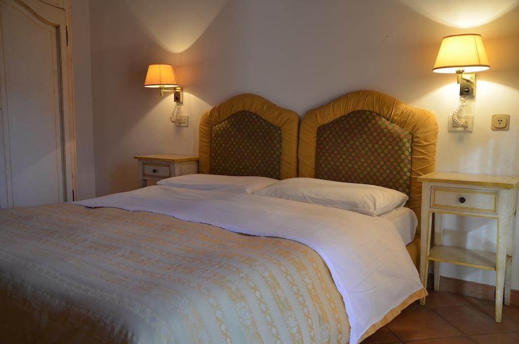 Il Fondaccio Hotel Lizzano In Belvedere Exterior photo