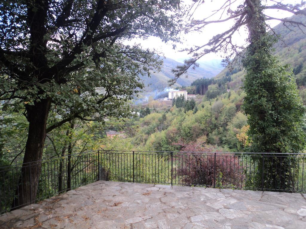 Il Fondaccio Hotel Lizzano In Belvedere Exterior photo